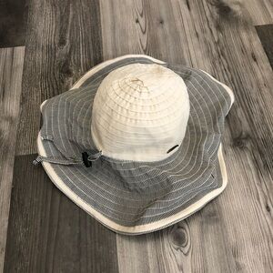 Panama Jack Cream Wide-Brimmed‎ Sun Hat with Wavy Edges
